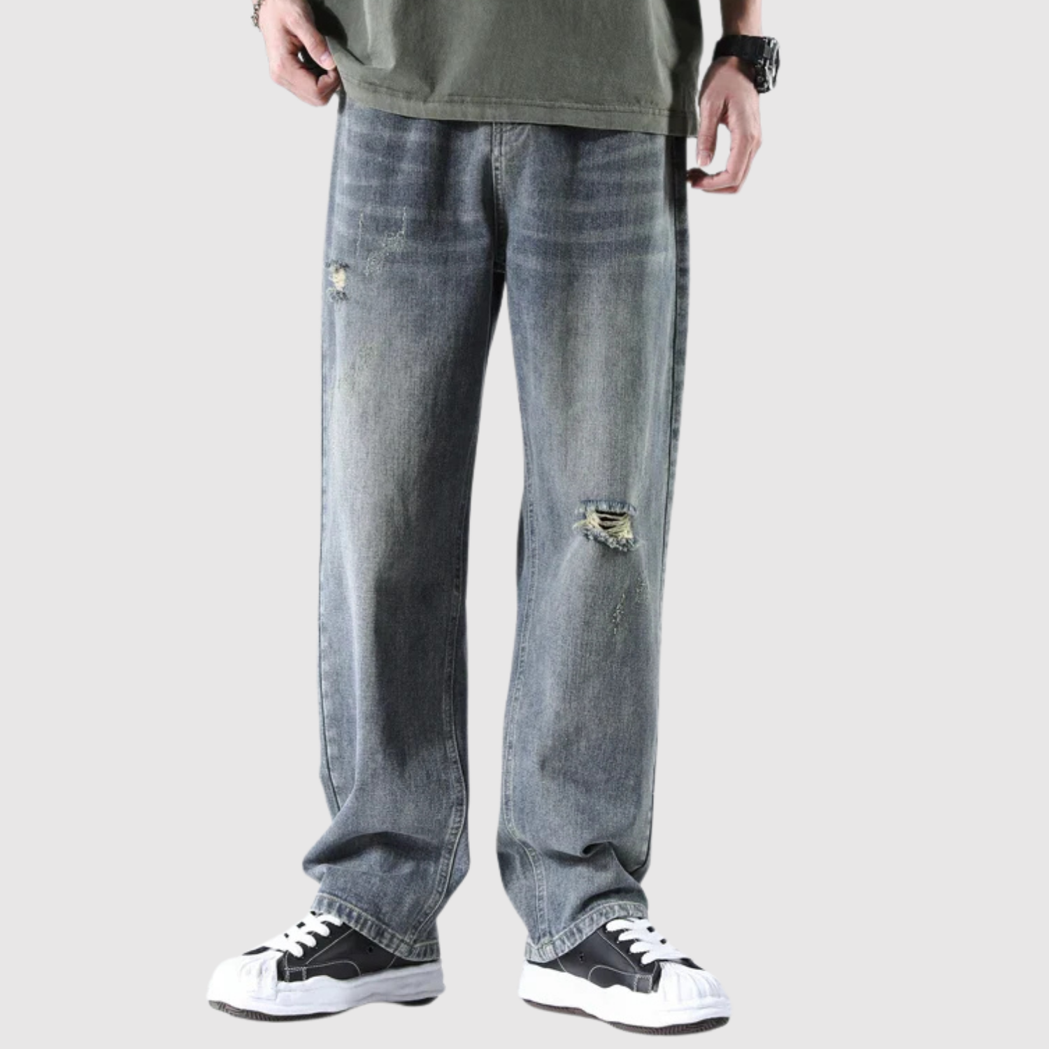 Bruno – Jasne dżinsy z przetarciami