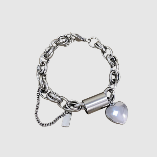 Liana – Bransoletka z zapięciem i sercem