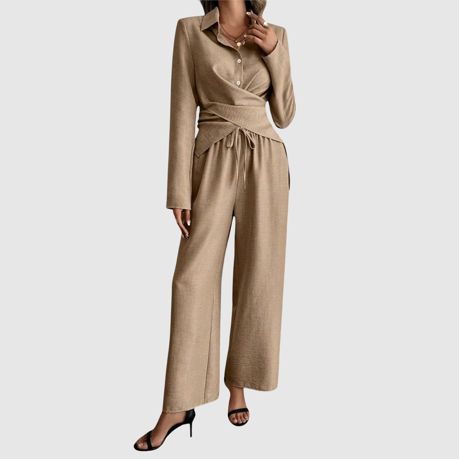 Natálie – Elegancki komplet z wiązaną bluzką i spodniami