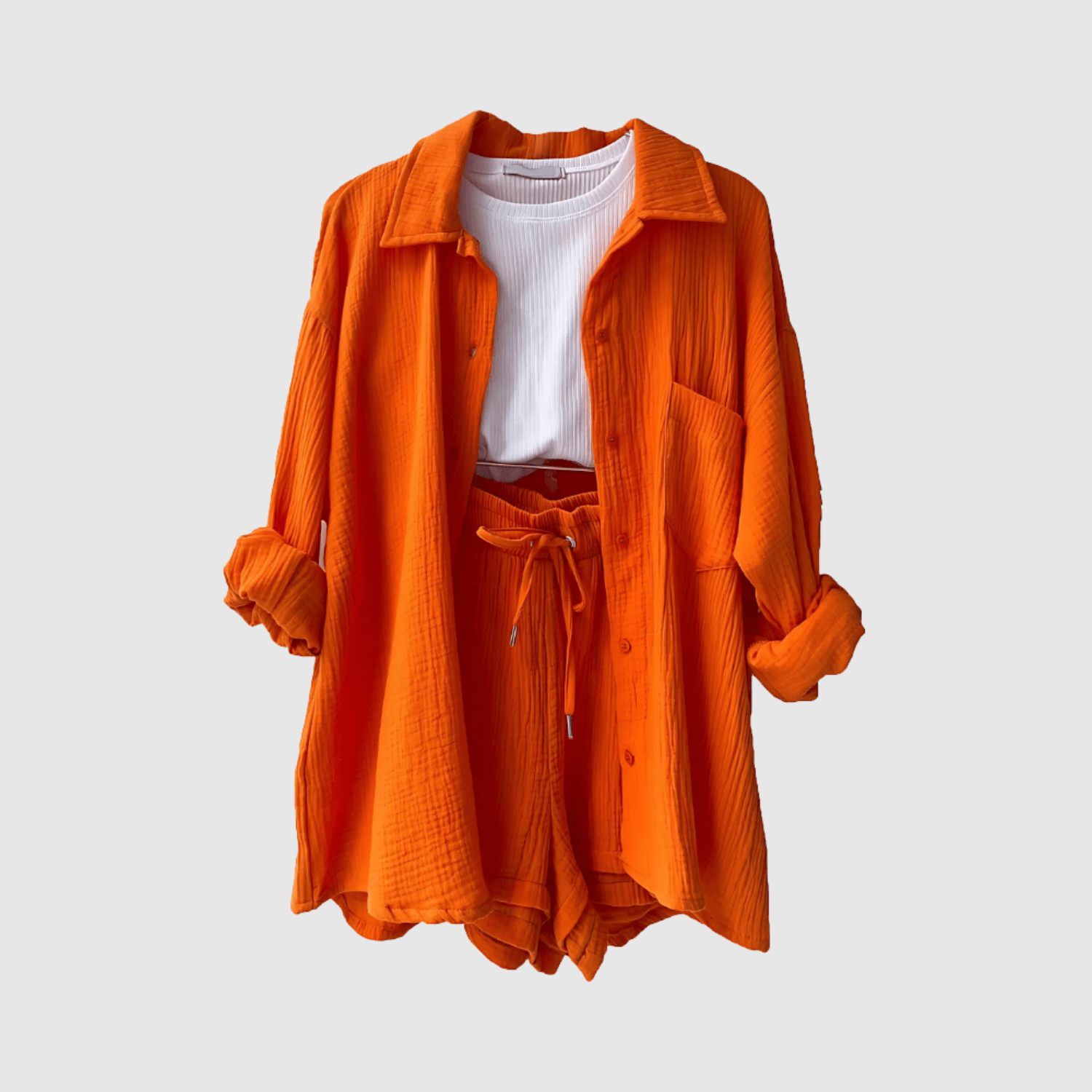 Natálie – Letni i stylowy komplet z koszulą i szortami