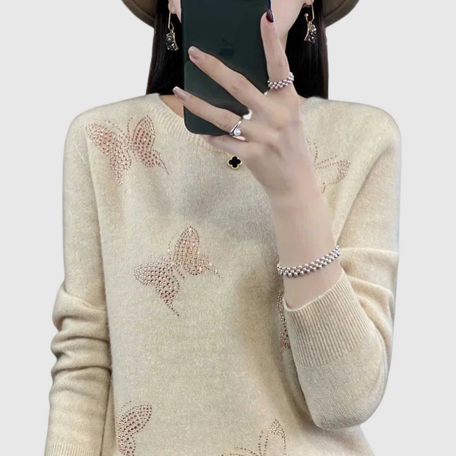 Nora – Sweter pleciony z subtelnym wzorem gwiazdy