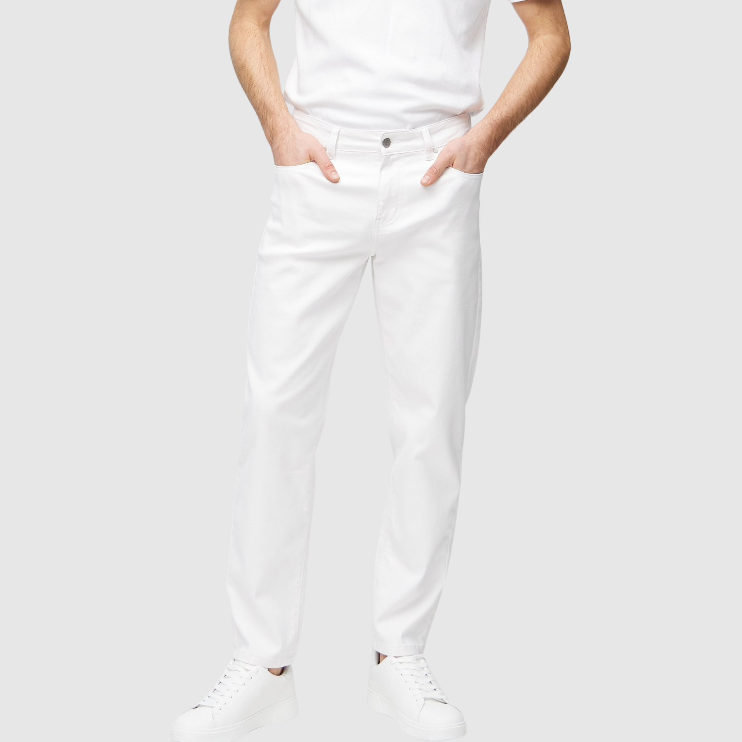 Bruno - Dżinsy o klasycznym kroju w białym kolorze