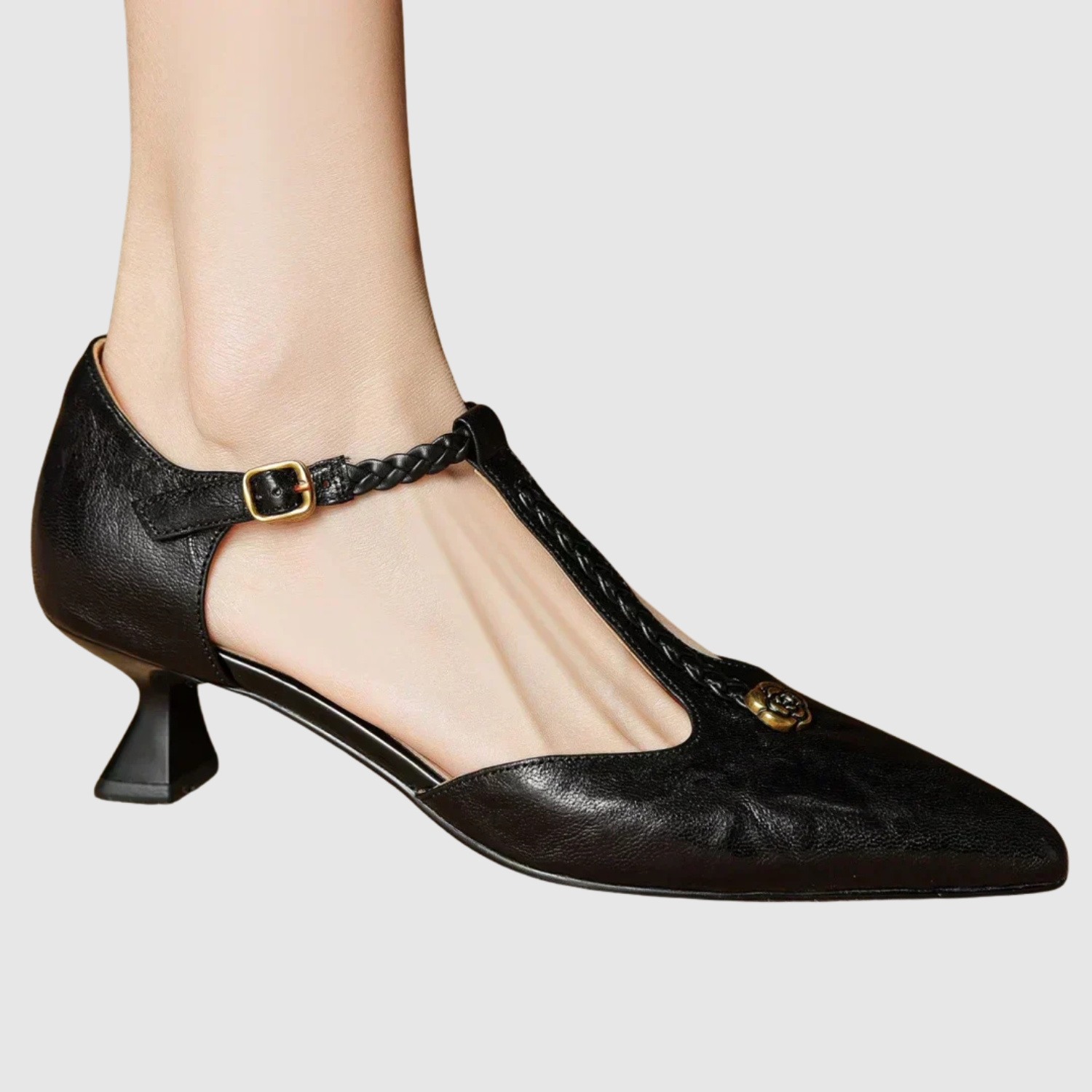 Greta – Vintage buty z T-paskiem i spiczastym czubkiem