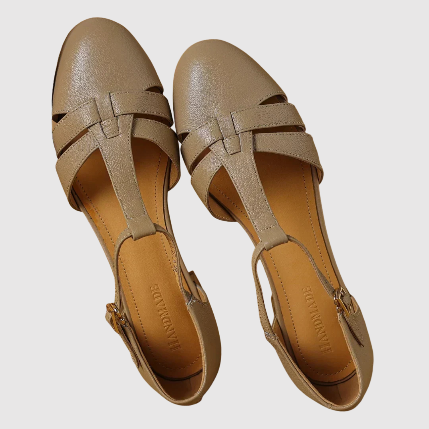 Greta – Buty z T-paskiem i niskim obcasem