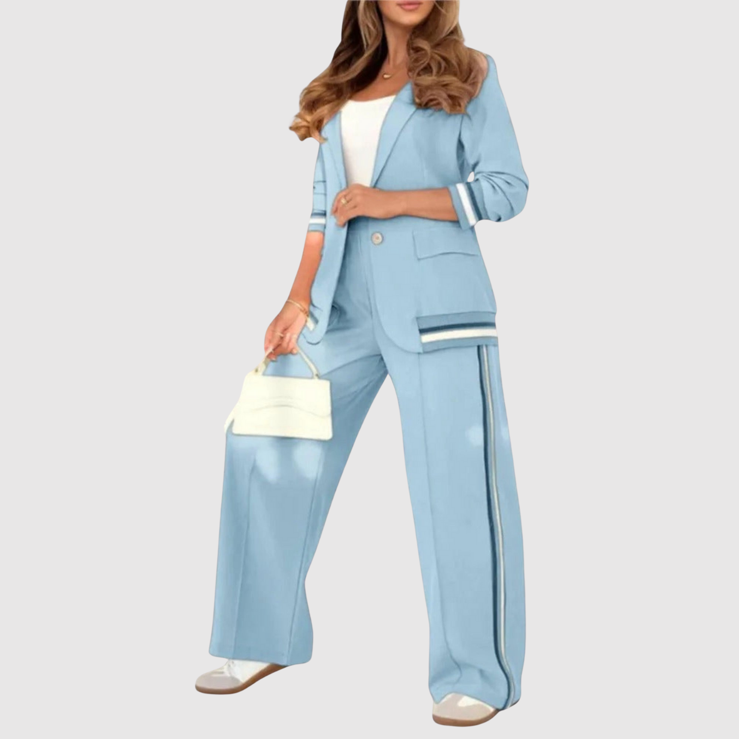 Natálie – Nowoczesny kombinezon ze sportowymi detalami