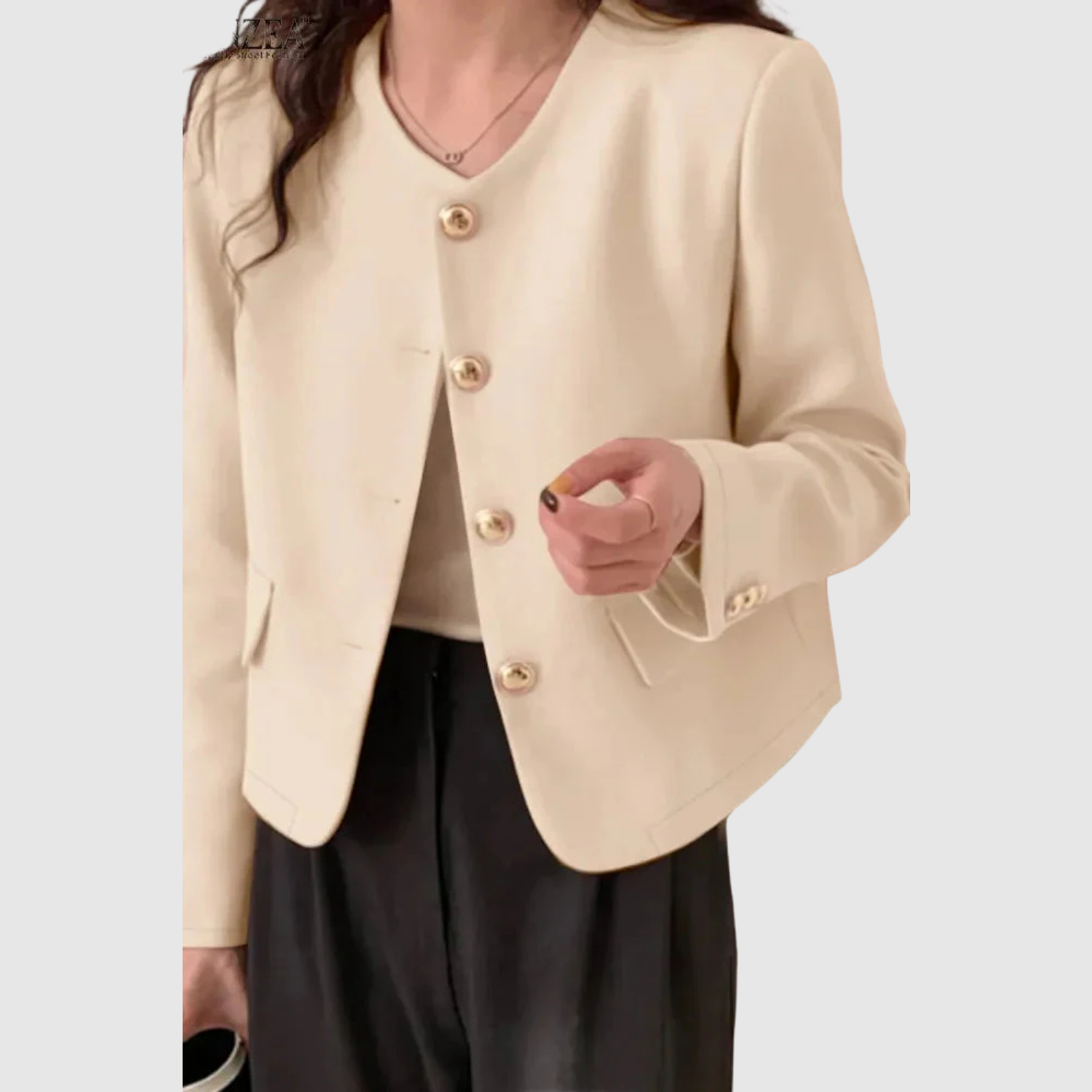 Silvie – Krótki blazer z minimalistyczną elegancją